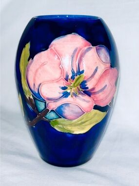 Early Vintage Moorcroft Pottery Pink Magnolia Vase Cobalt Blue Made in England